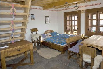 Slovaquie Chata Lom nad Rimavicou, Extérieur